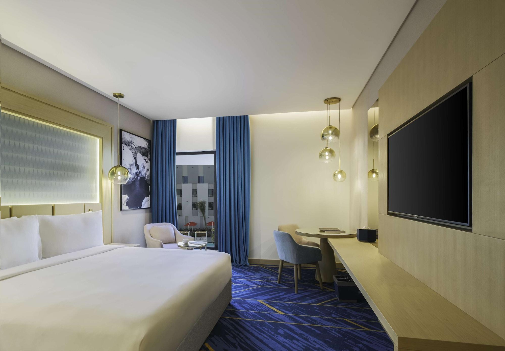 Maani Muscat Hotel & Suites Экстерьер фото