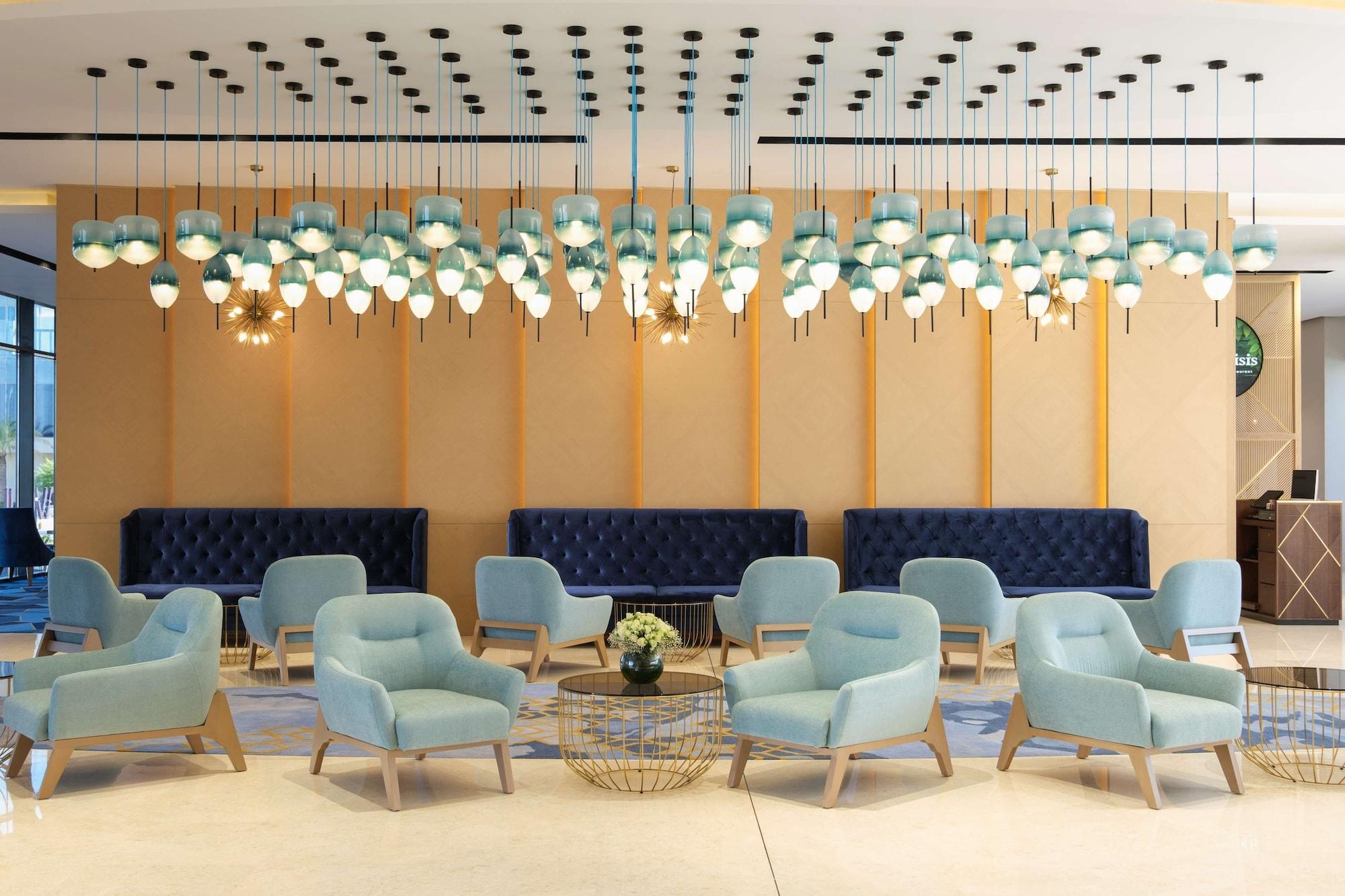 Maani Muscat Hotel & Suites Экстерьер фото
